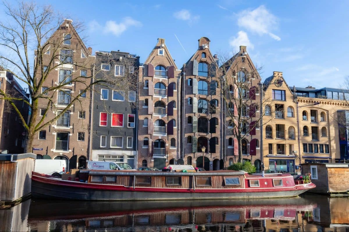 Office Brouwersgracht 238 Amsterdam — Meute case via Plekky