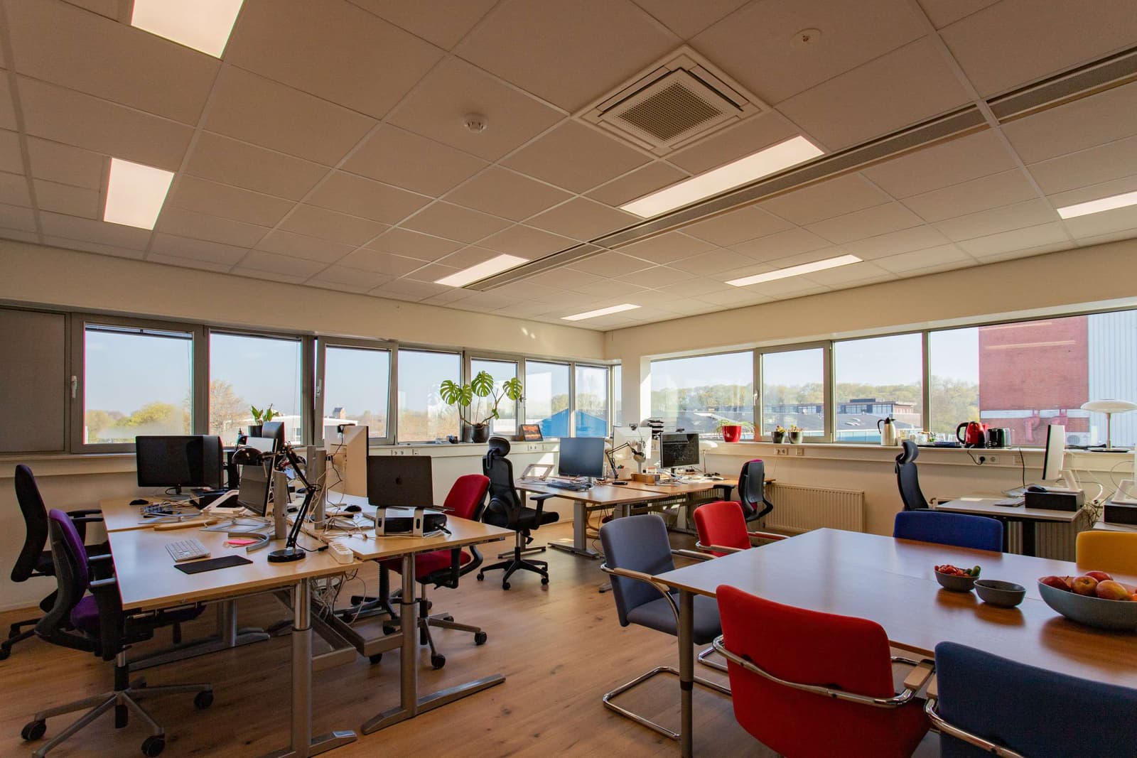 Kantoorruimte Johan van Hasseltweg 2 in Amsterdam-Noord — foto 2